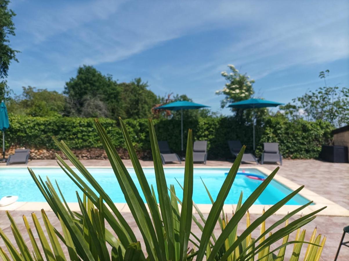 Le Clos De La Musardise - Gites De Charme Avec Piscine Chauffee Salignac Eyvigues Bagian luar foto